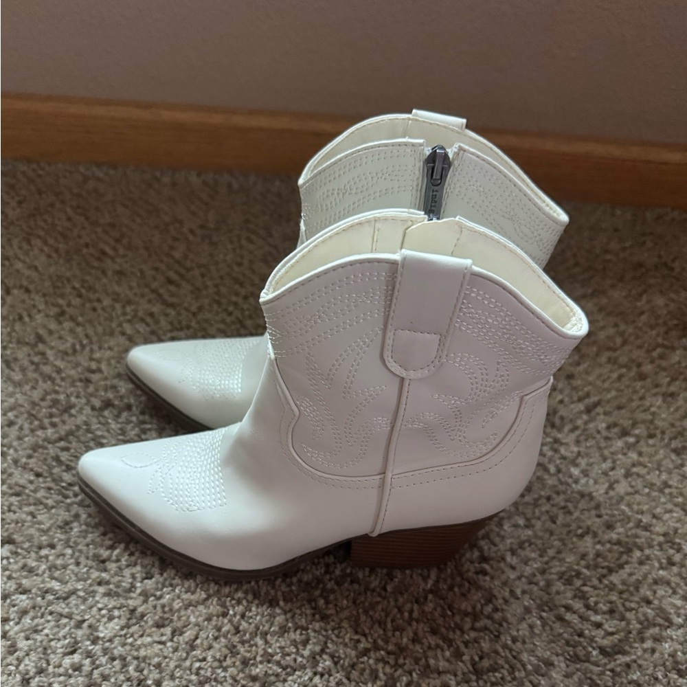 Western Ankle Boots - Indigo Rd